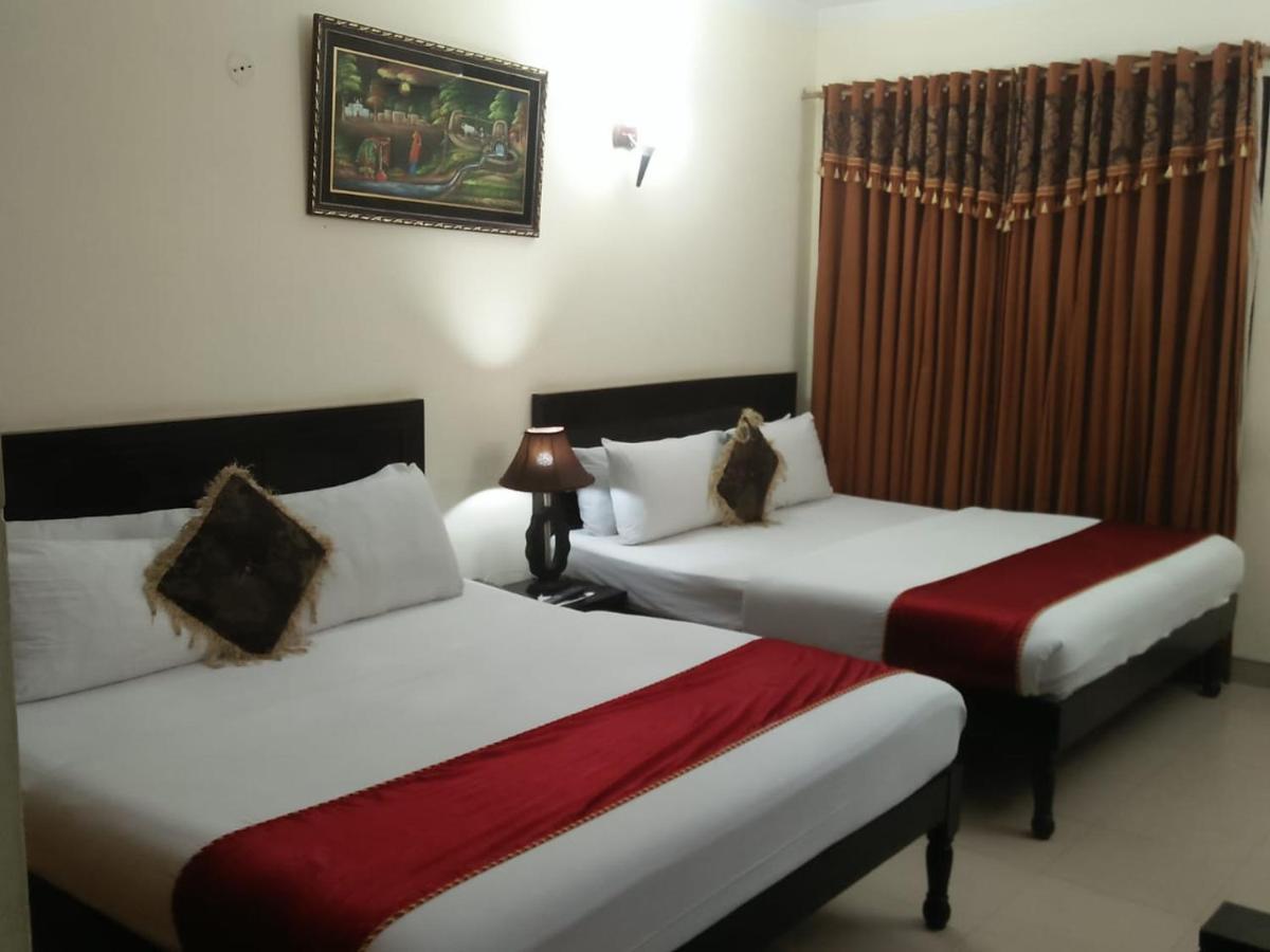 Tourist Inn Hotel Lahor Dış mekan fotoğraf