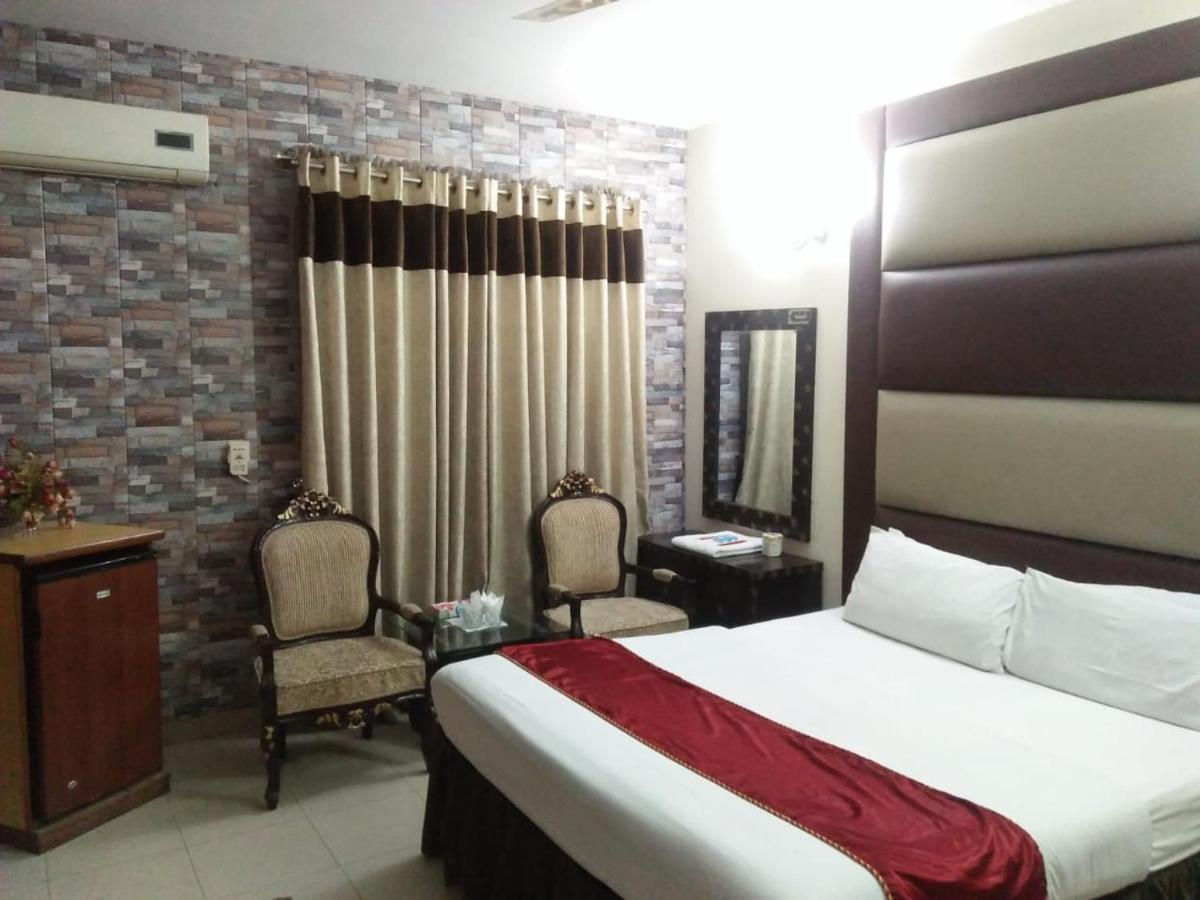 Tourist Inn Hotel Lahor Dış mekan fotoğraf