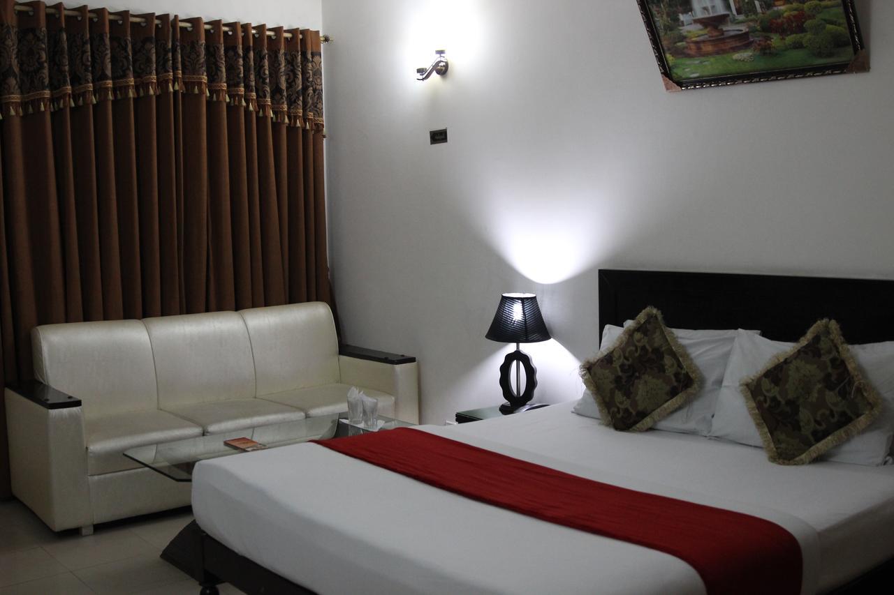 Tourist Inn Hotel Lahor Dış mekan fotoğraf
