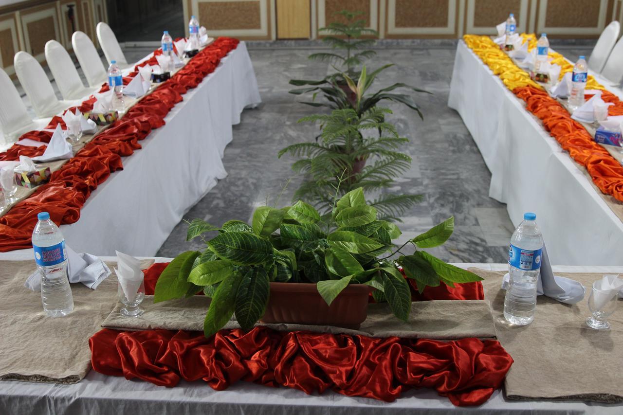 Tourist Inn Hotel Lahor Dış mekan fotoğraf