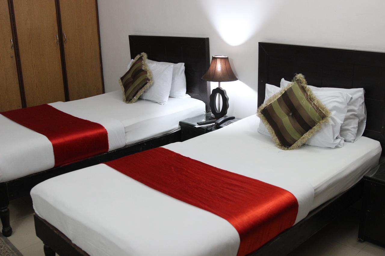 Tourist Inn Hotel Lahor Dış mekan fotoğraf
