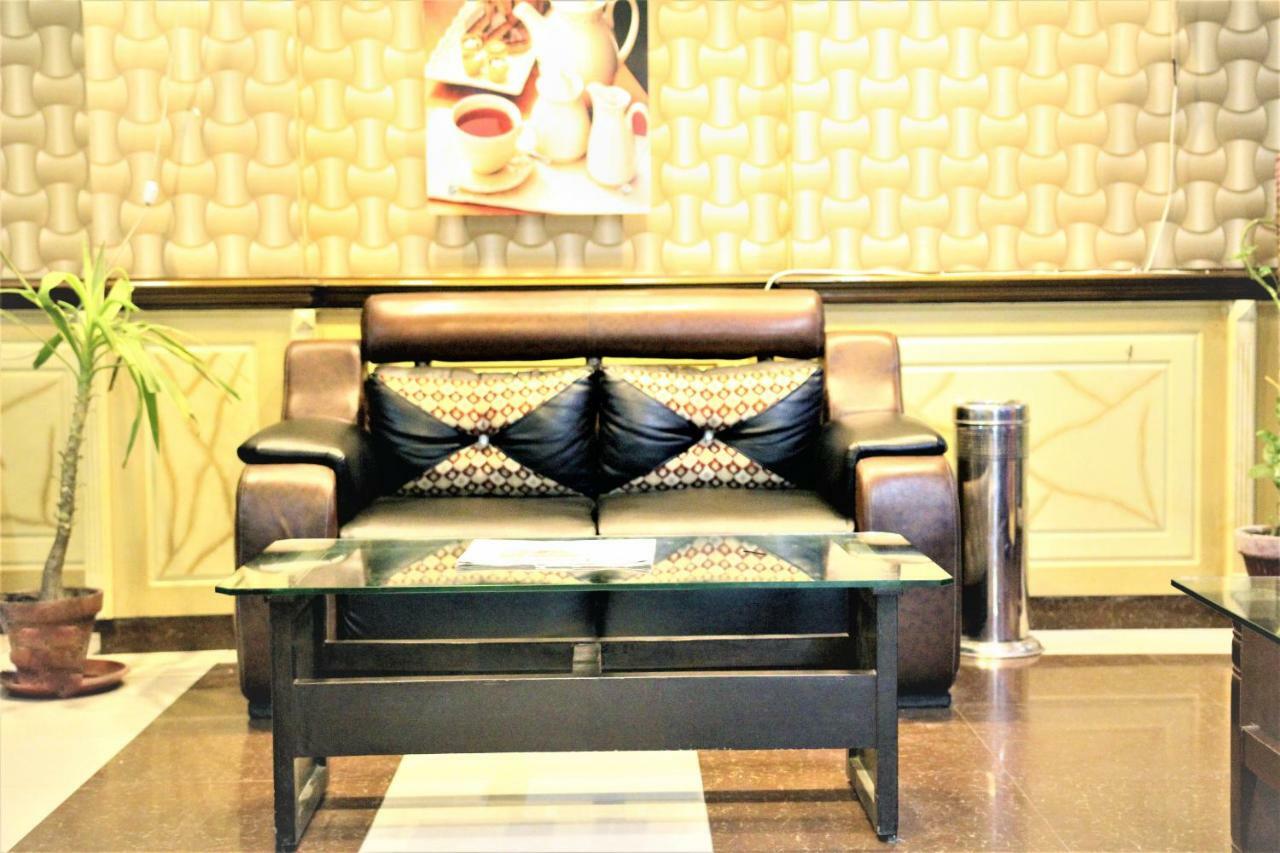 Tourist Inn Hotel Lahor Dış mekan fotoğraf